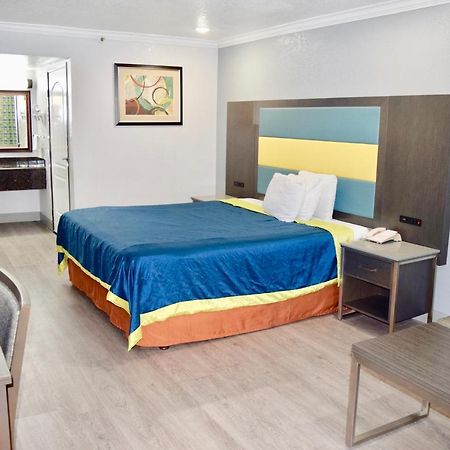 Budget Inn La Puente Extérieur photo