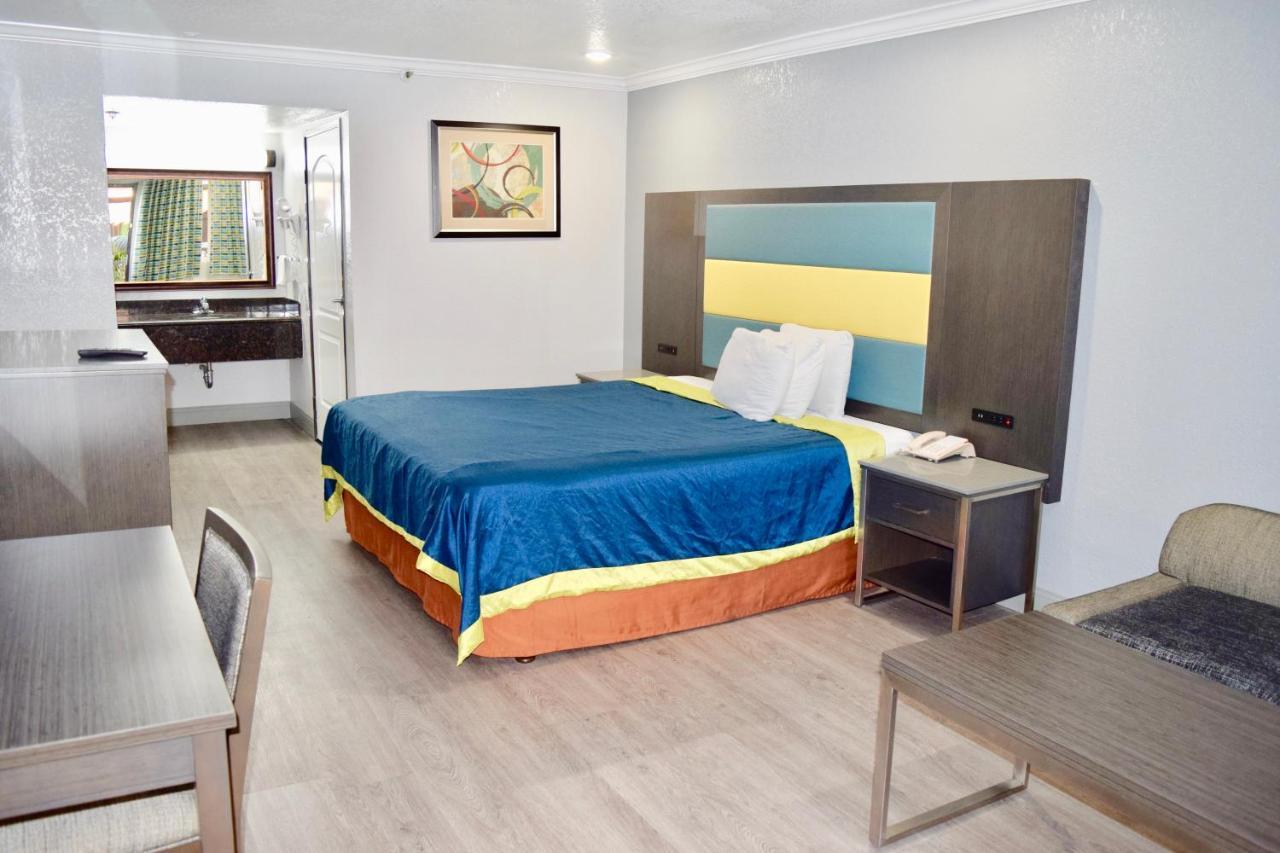 Budget Inn La Puente Extérieur photo