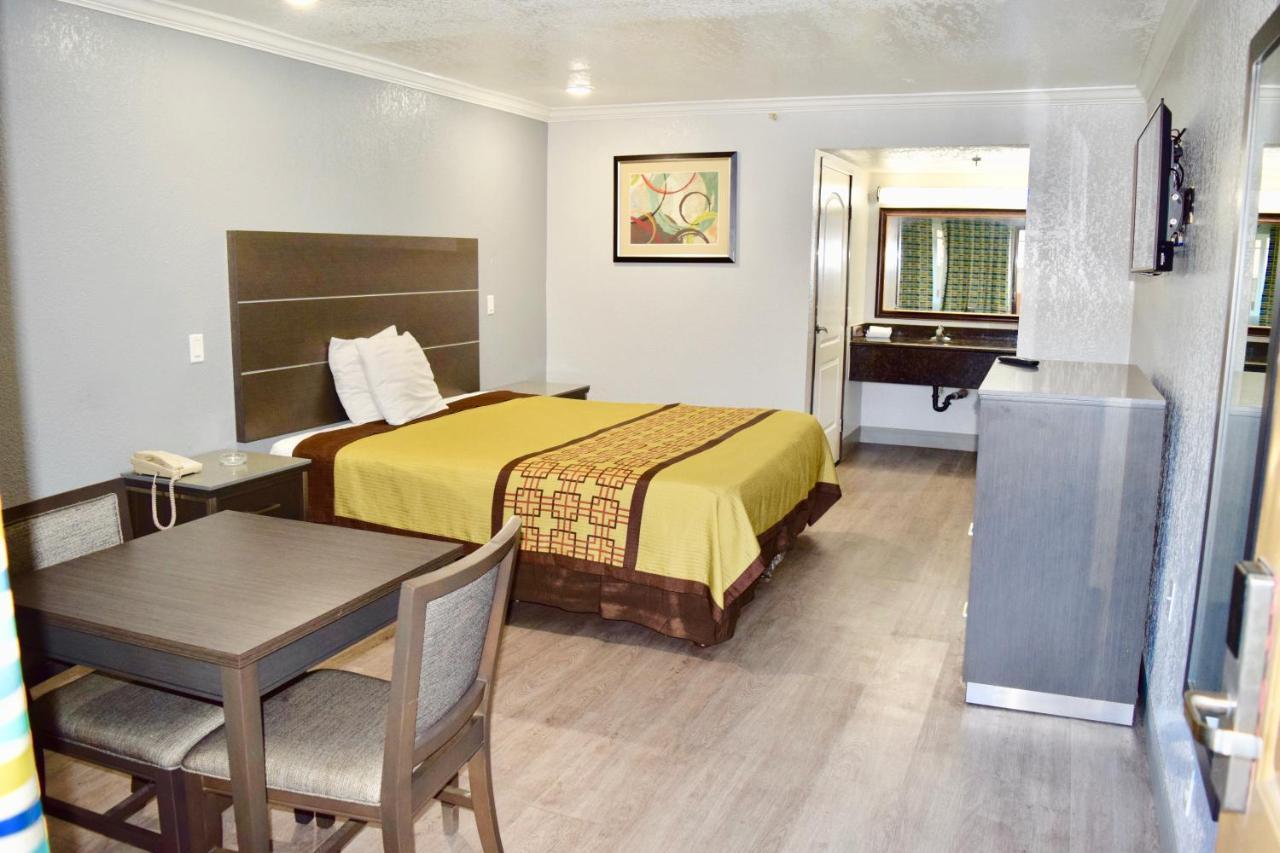 Budget Inn La Puente Extérieur photo