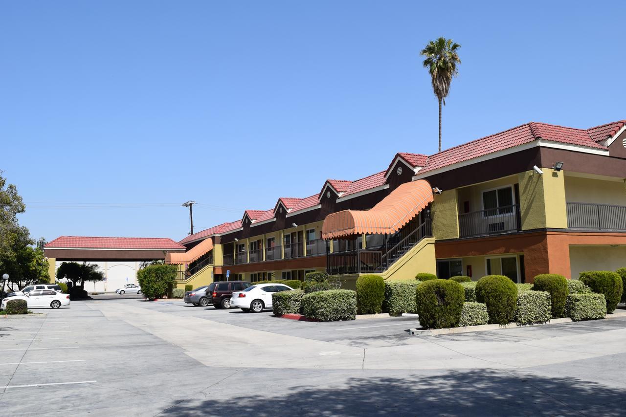 Budget Inn La Puente Extérieur photo